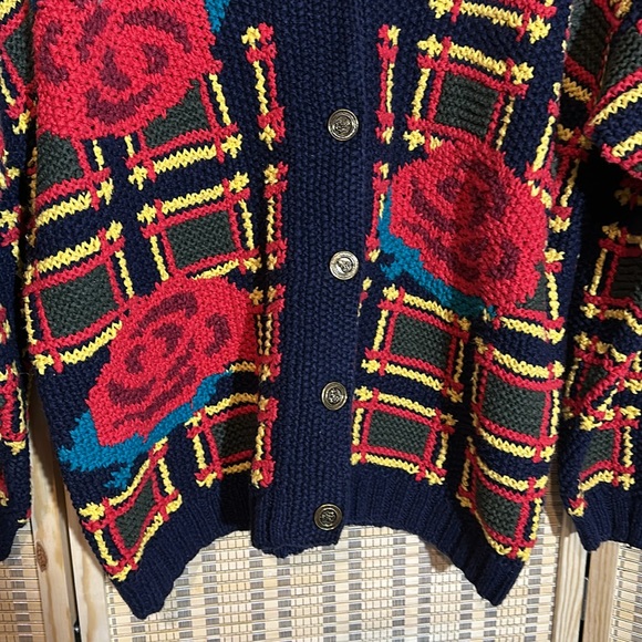 Vintage 1990s Black Chunky Knit Cardigan Square Large Floral Print Roses No Tags - Picture 3 of 16